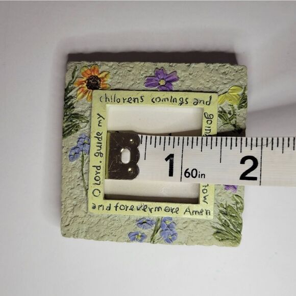 Frame•ology Set of 2 Square Resin Frames - Picture 9 of 9